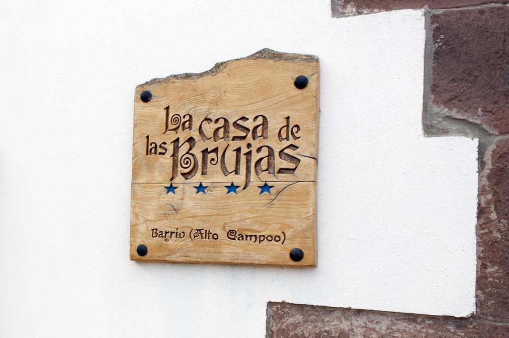La Casa De Las Brujas Hotel Barrio  Exterior photo
